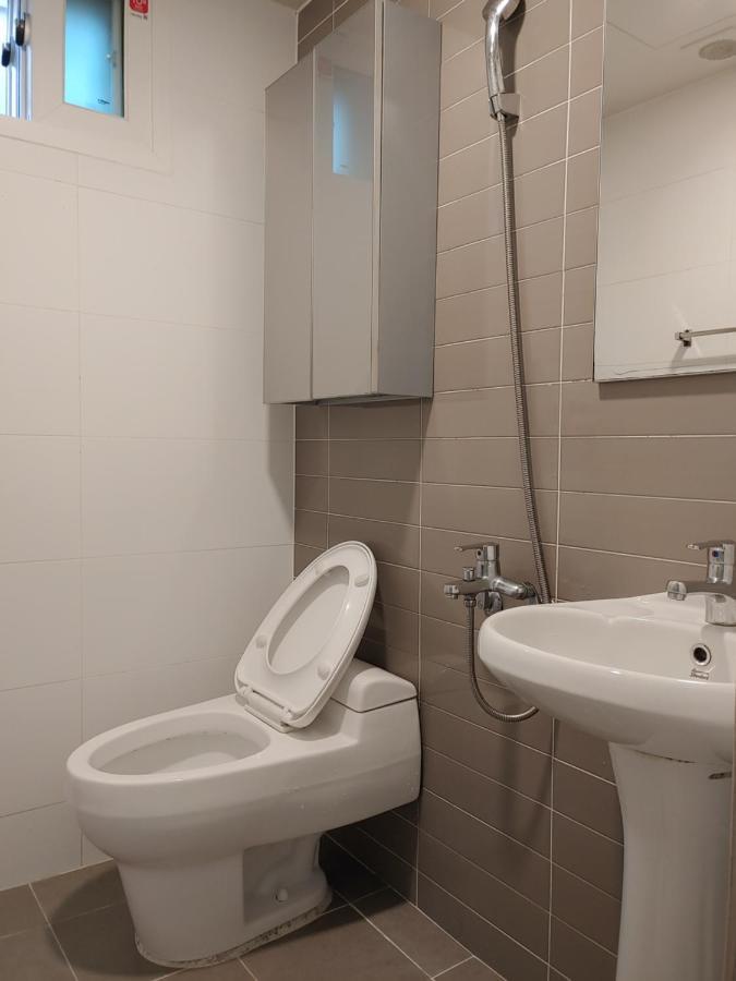 Bb Hongdae Line Albergue Seul